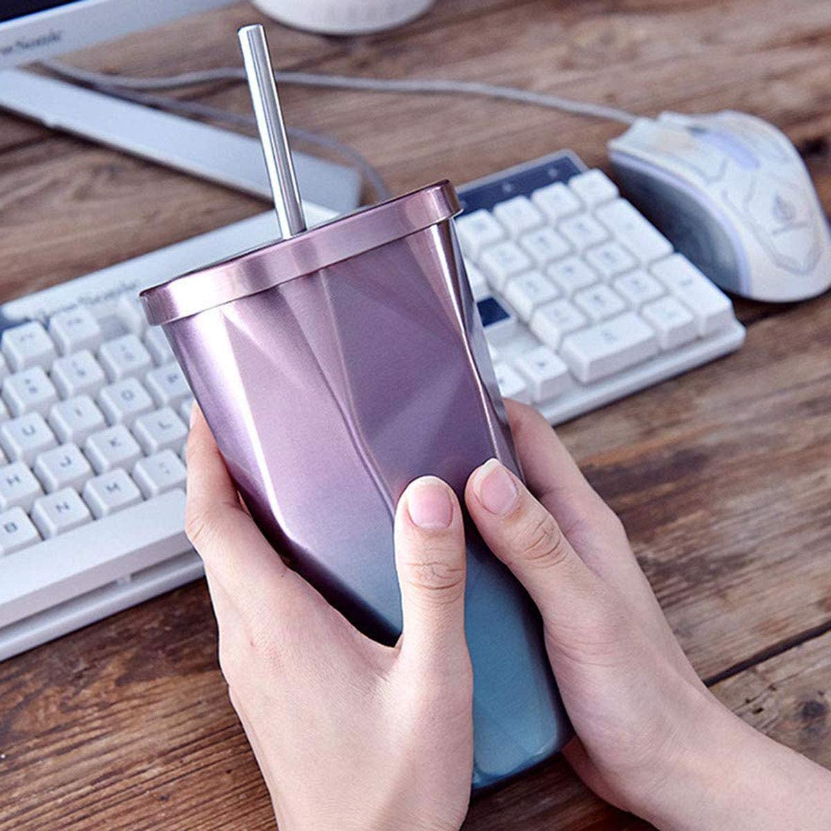 Stainless Steel Diamond Cut Shape Double Wall Vacuum Tumbler with Lid and straw - Image 3