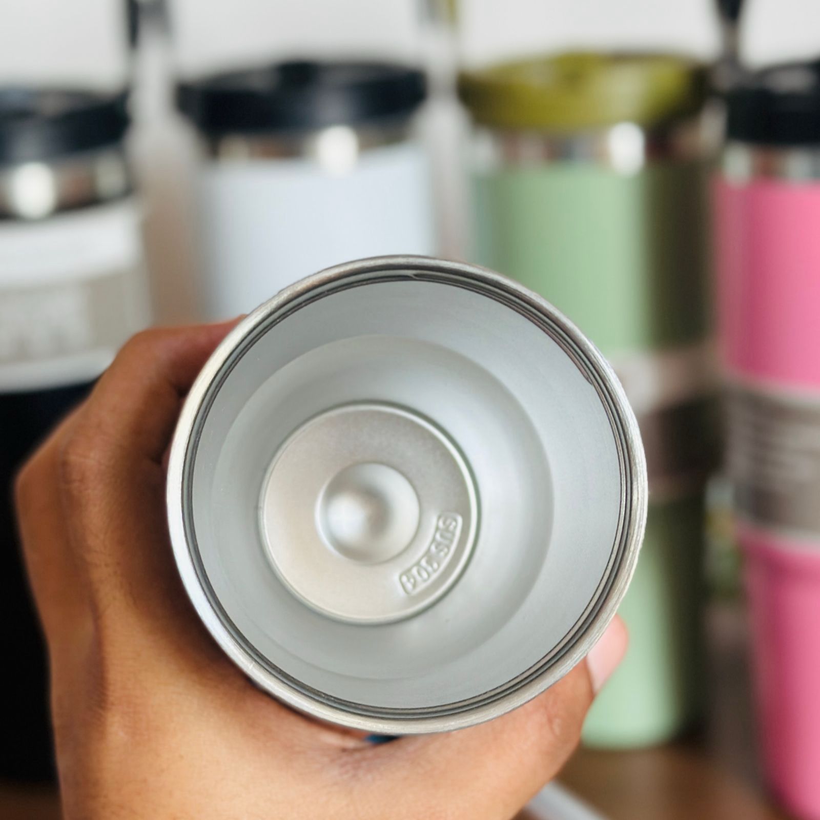 900 ml Stainless Steel Travel Tumbler with Straw & Lid(only mix color) - Image 5