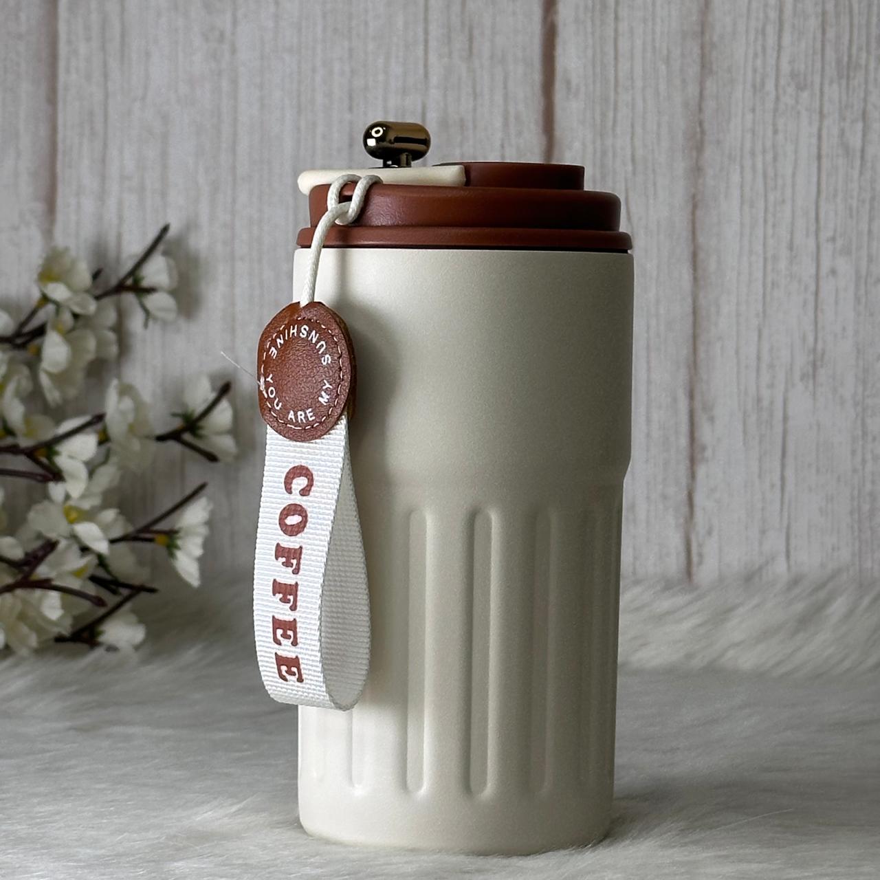 Double Wall Vacuum Insulated Coffee Tumbler with temperature display 420 ml - Beige - Image 2