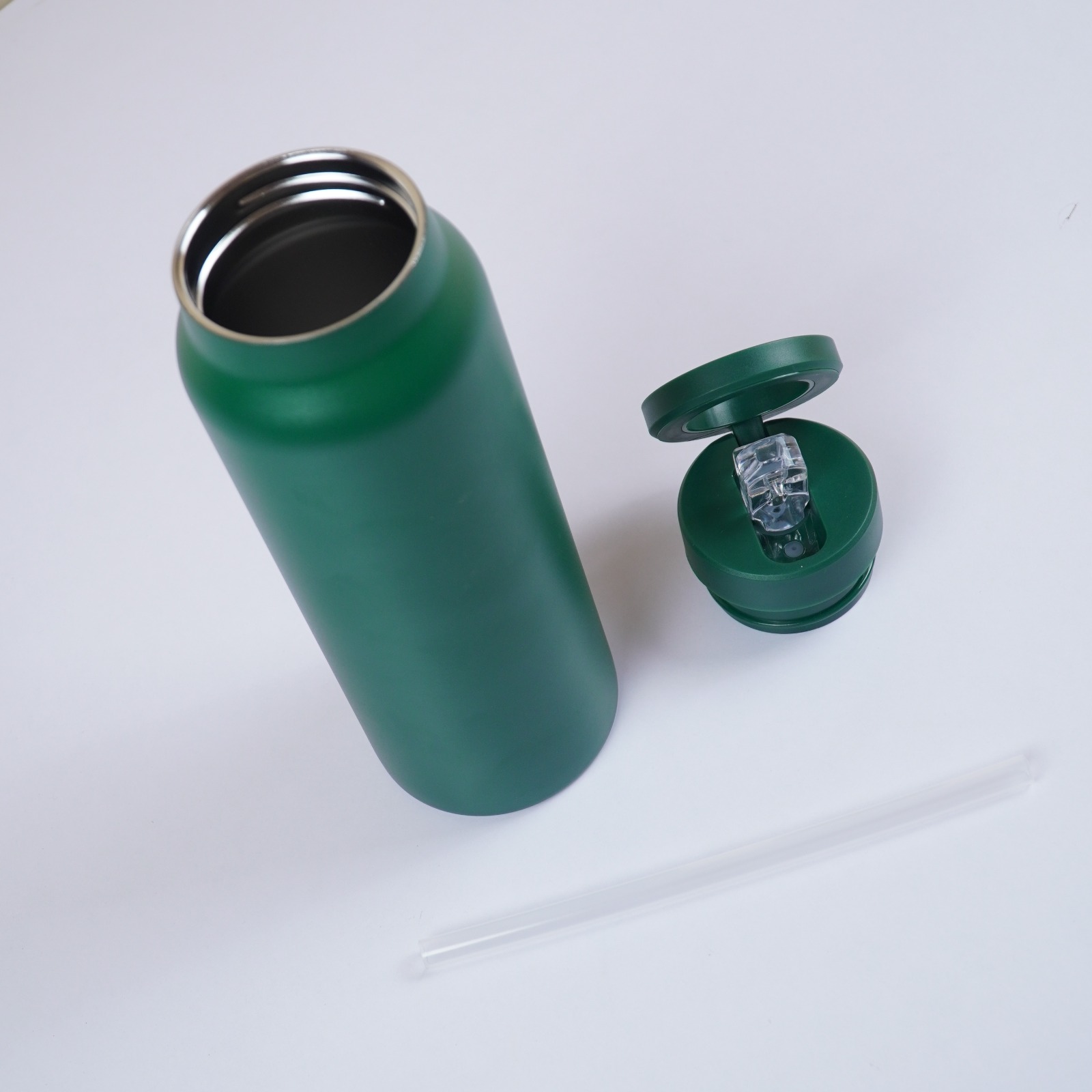 1 ltr. Double wall Sport Bottle With Magnetic Cell Phone Holder (Green) - Image 2