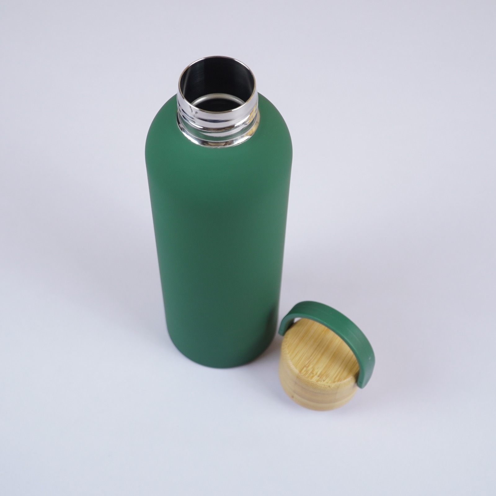 500 ML Insulated Water Bottle with Natural Wooden Lid(Black, Green only) - Image 4