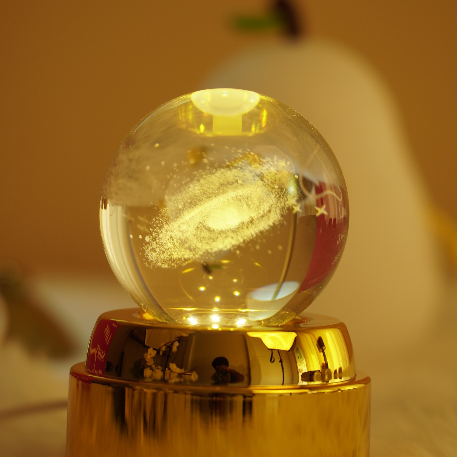 Rotating Crystal Ball Lamp(Random Design Only) - Image 3