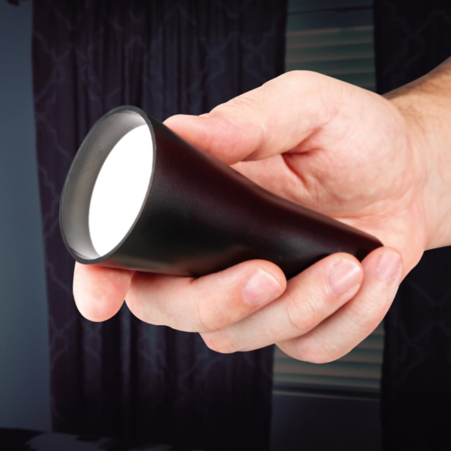 Versatile Table Lamp with Multiple Attachments: Portable Table Lamp with Powerful Magnets, Adjustable Brightness, and USB-C Rechargeable Battery, LED, Metal (Black) - Image 3